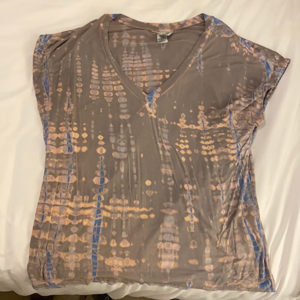 Tie dye v neck t shirt